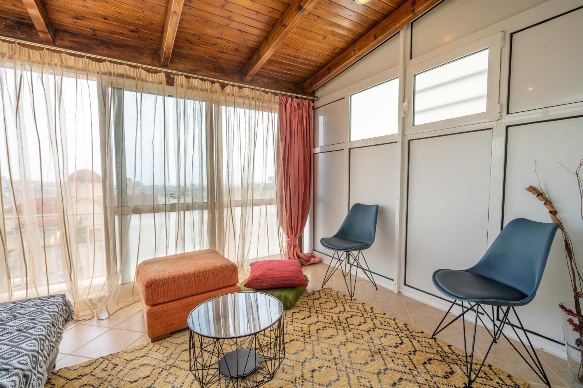 View 1 Bdrm Appartamento *